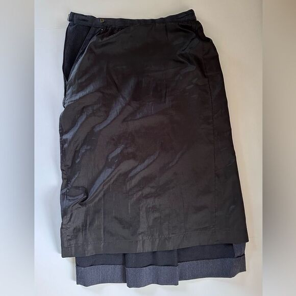 Vintage Chanel Skirt - Picture 13 of 16